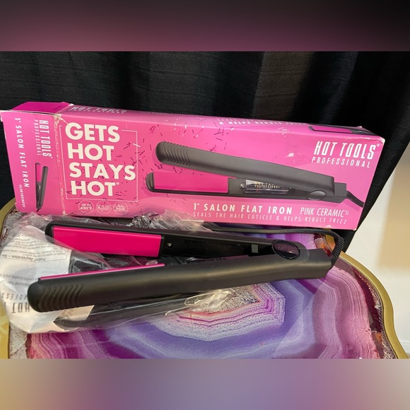 Hot Tools Professional Pink Ceramic 1” Hair Straightener - Picture 4 of 4